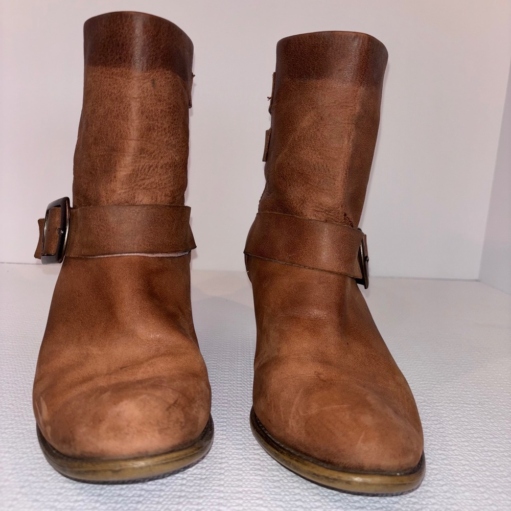 Lucky Brand Tommie Brown Leather Ankle Boots Womens 7.5M Buckle Accent Heel - Picture 3 of 7